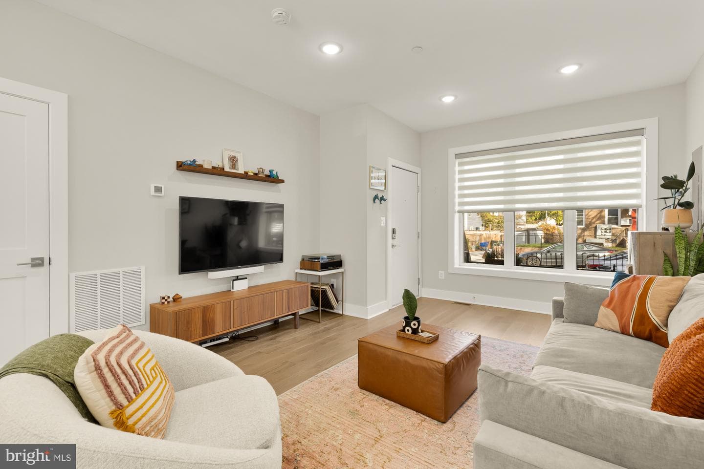 1105 Queen Street NE #1 photo 7
