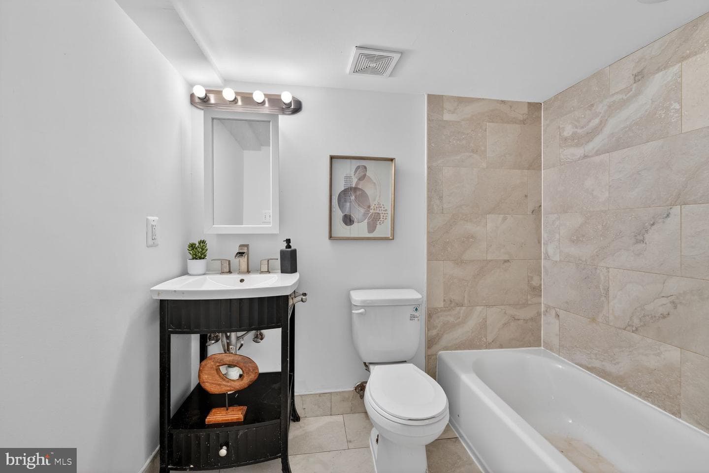 1349 Ridge Place SE photo 16