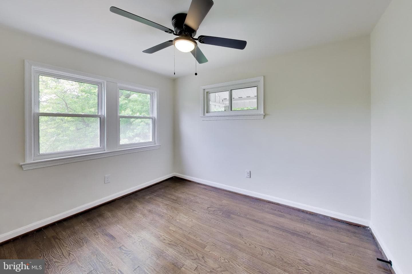 186 Forrester Street SW photo 18