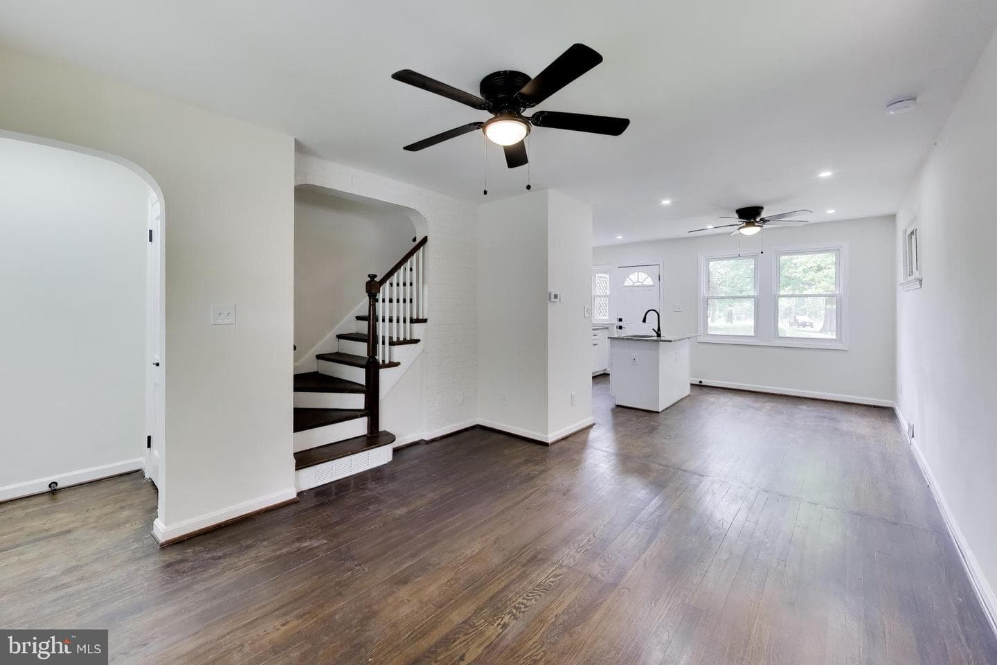 186 Forrester Street SW photo 5