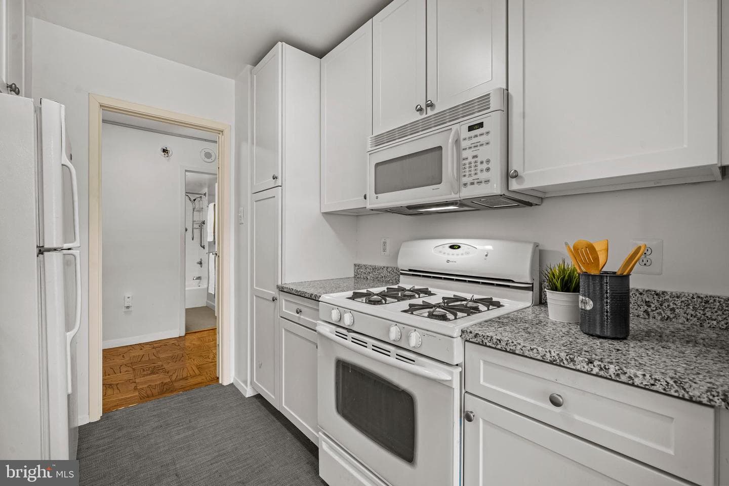 3001 Veazey Terrace NW #201 photo 40
