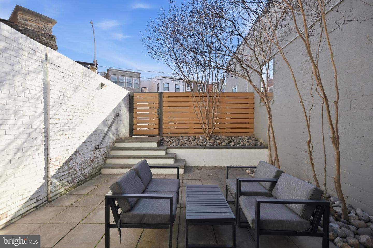 1331 Constitution Avenue NE photo 16