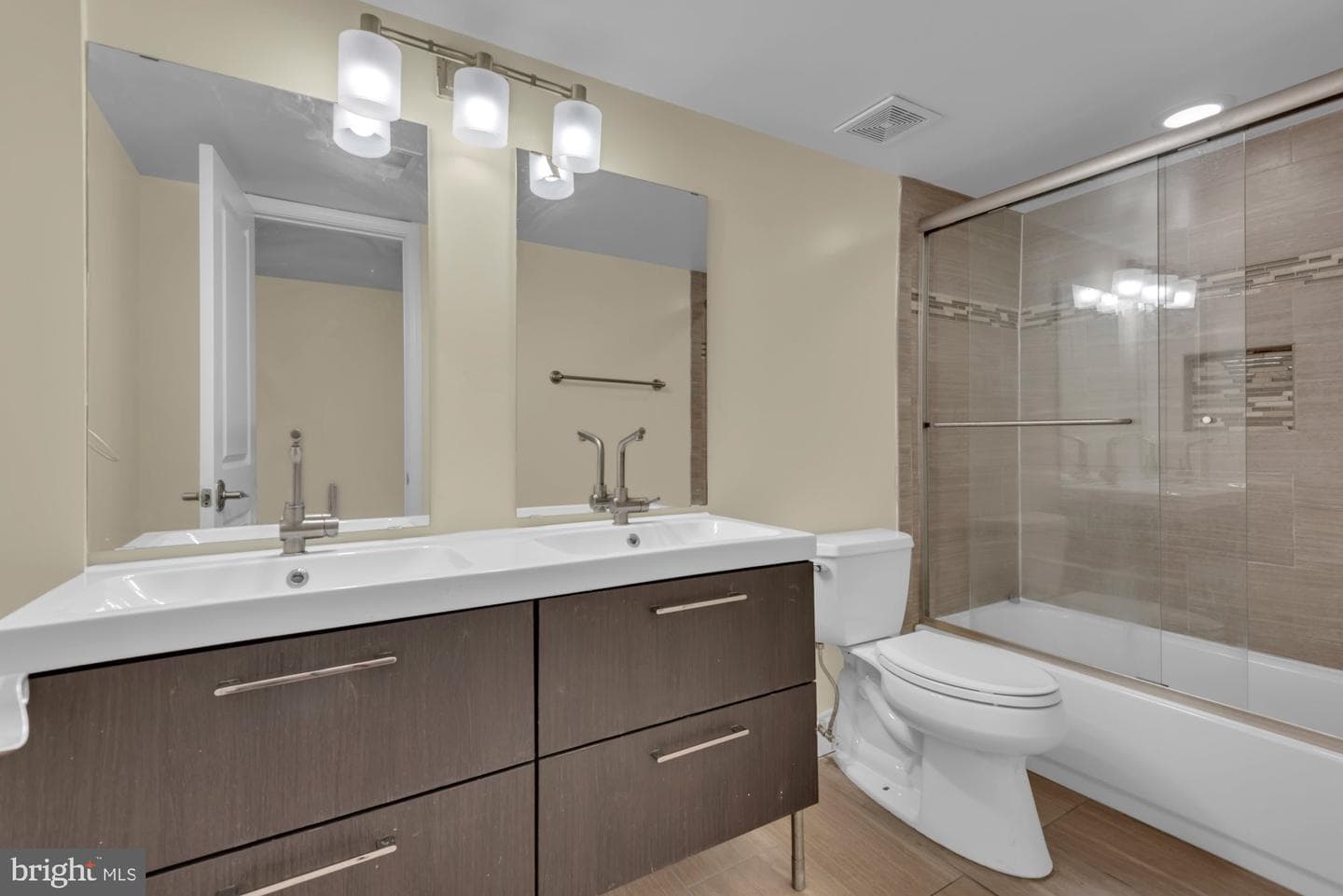 641 Gallatin Street NW photo 40