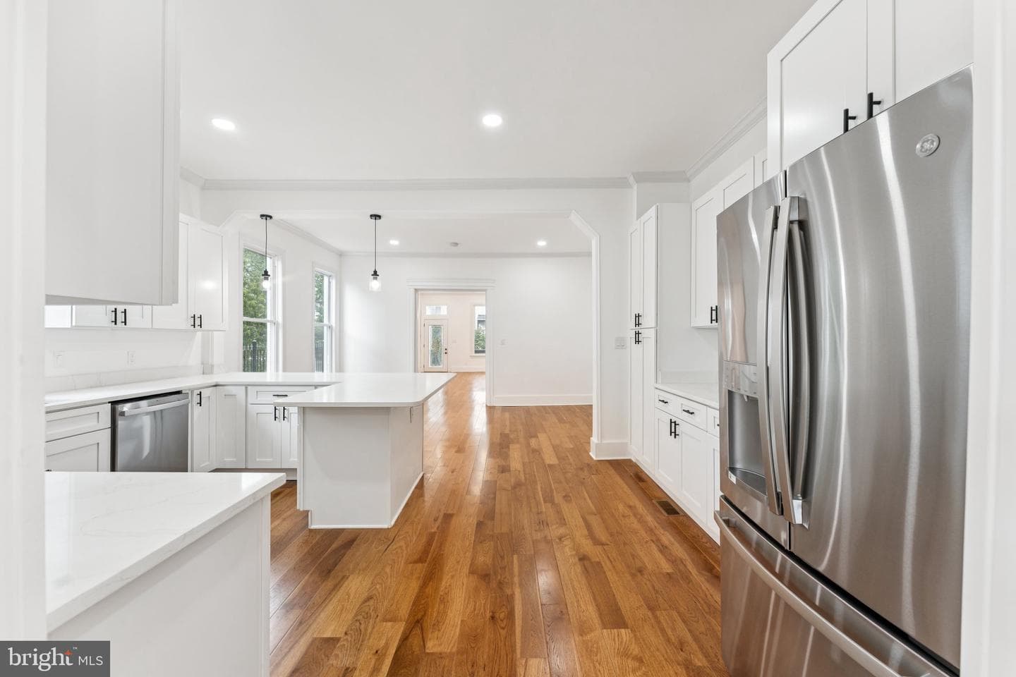 2105 4th Street NE photo 10