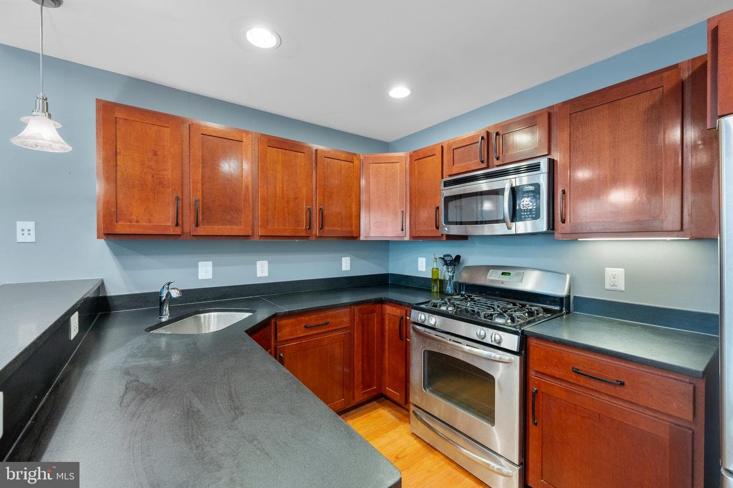 617 Jefferson Street NW #102 photo 10