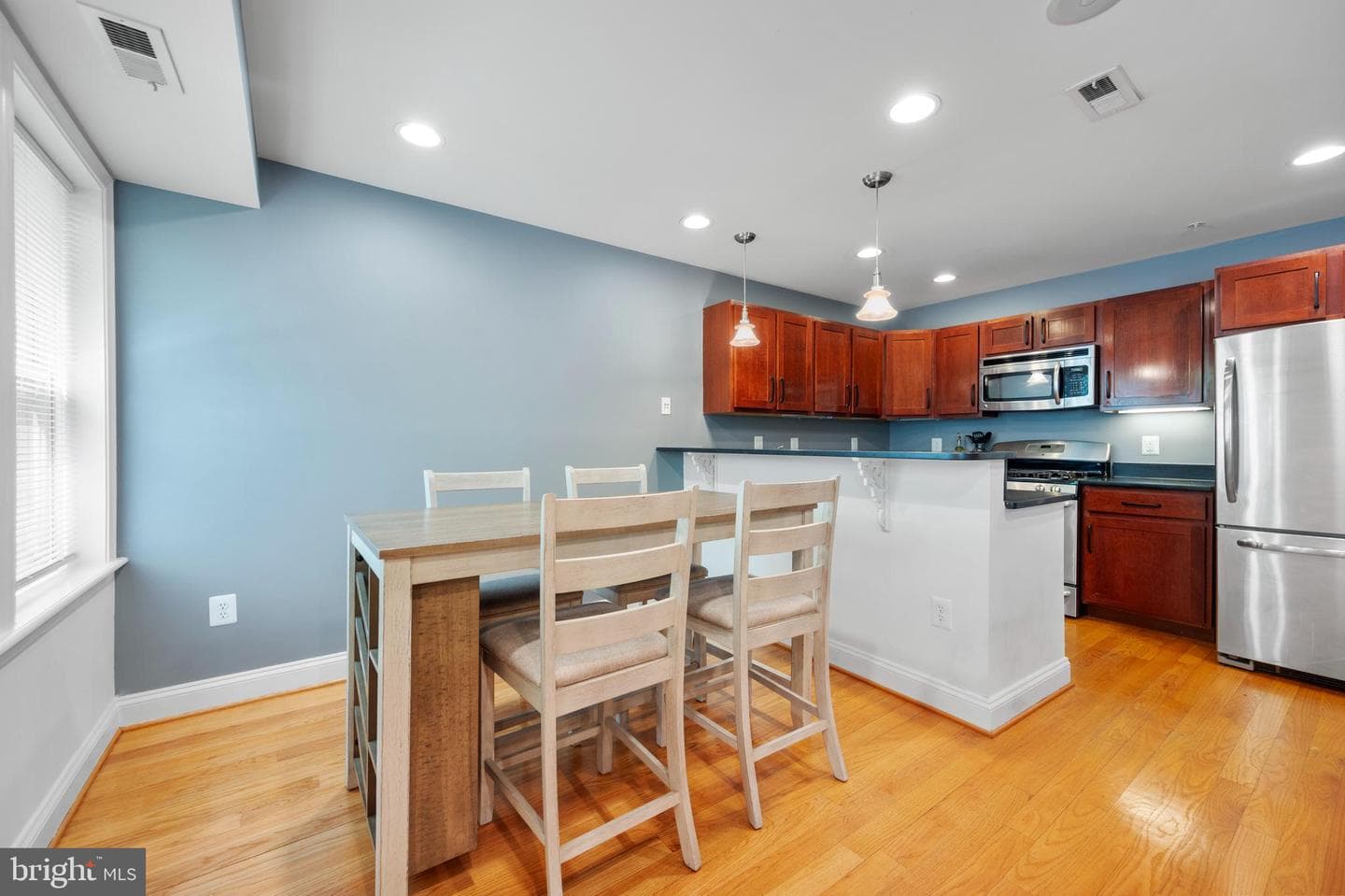 617 Jefferson Street NW #102 photo 8