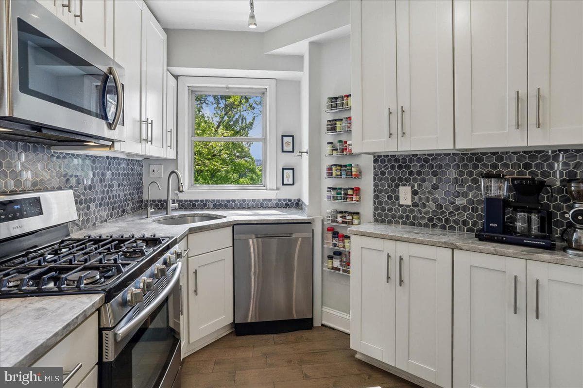 2500 Q Street NW #605 photo 11