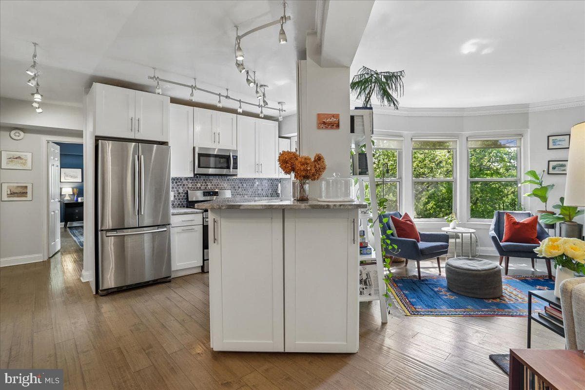 2500 Q Street NW #605 photo 12