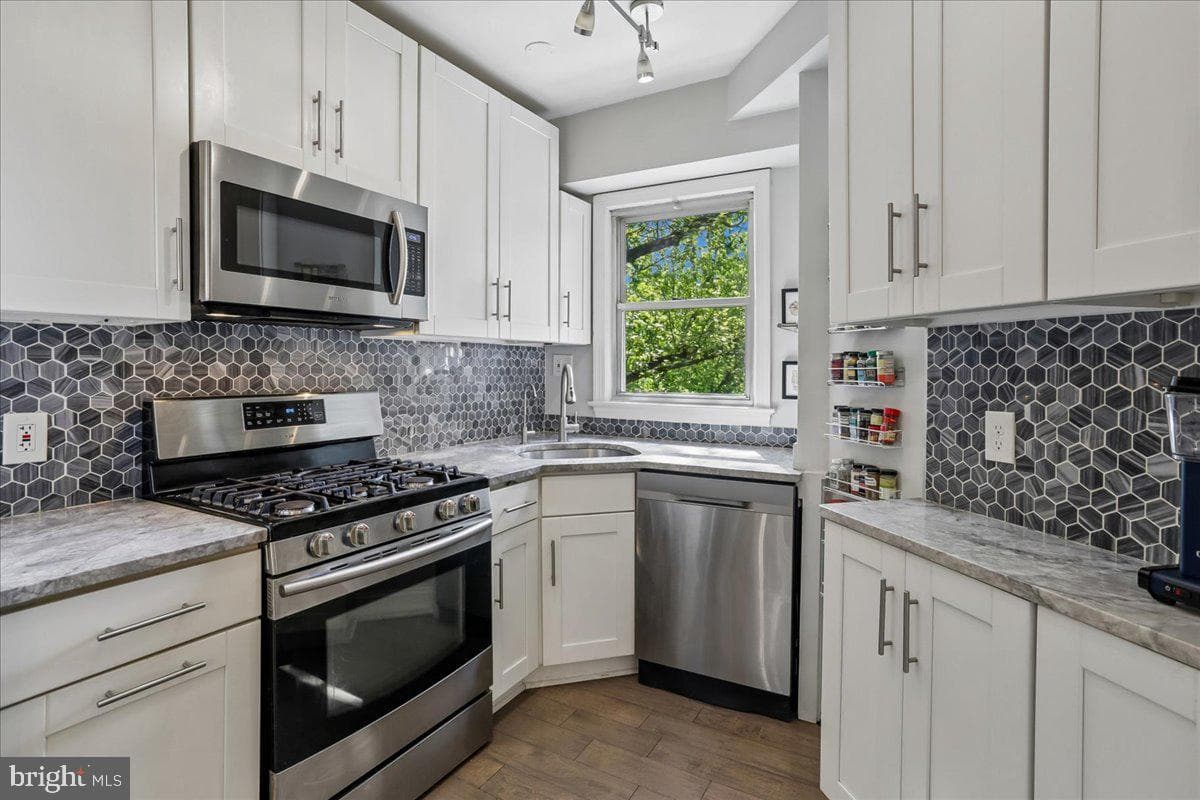 2500 Q Street NW #605 photo 13