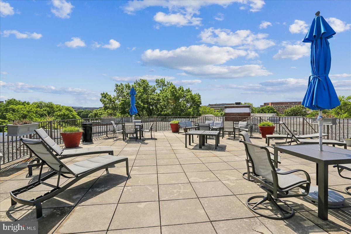 2500 Q Street NW #605 photo 27