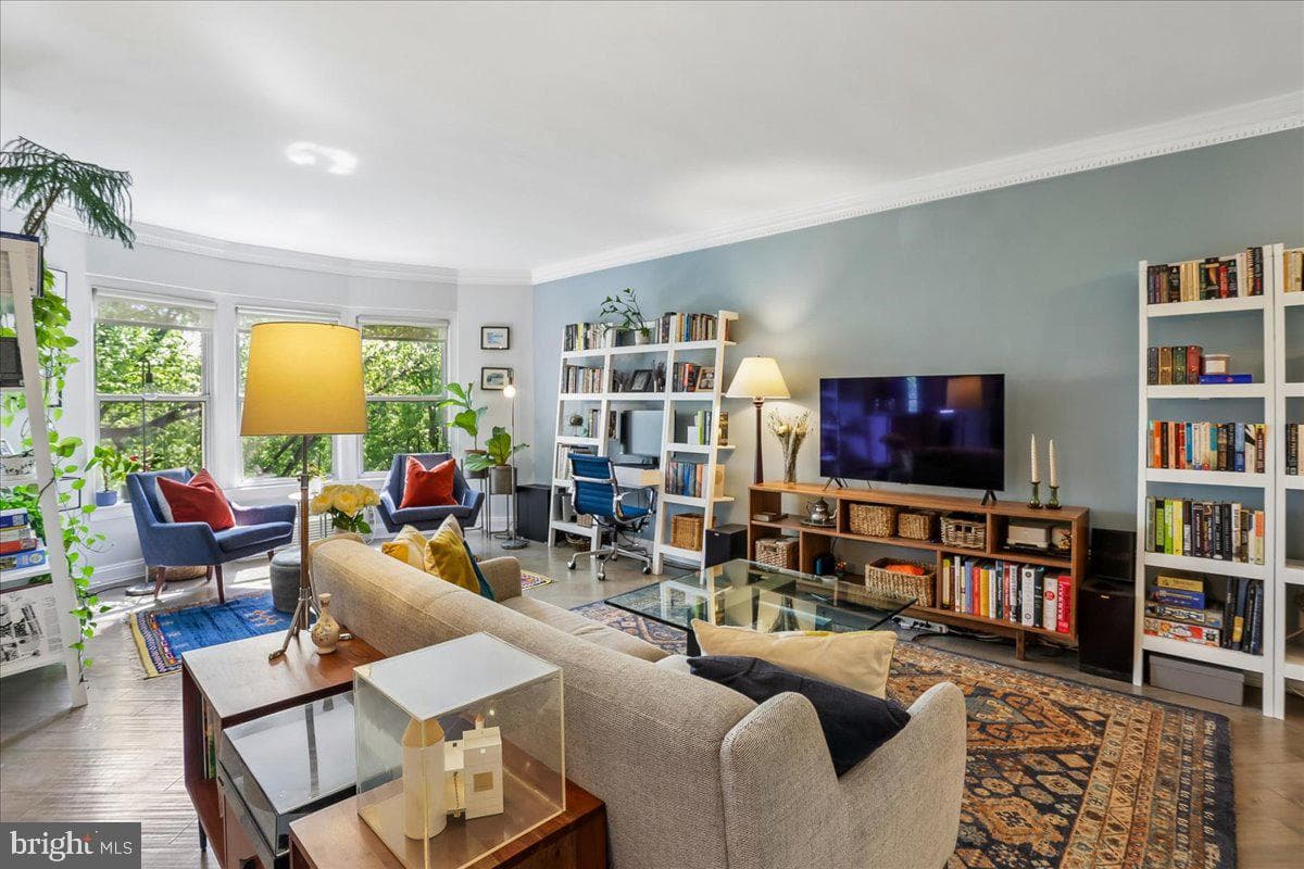 2500 Q Street NW #605 photo 5