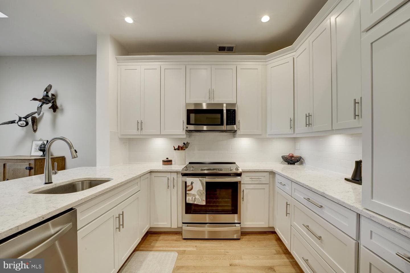 308 East Capitol Street NE #8 photo 2