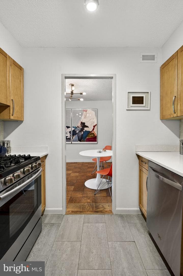 429 N Street SW #s203 photo 8
