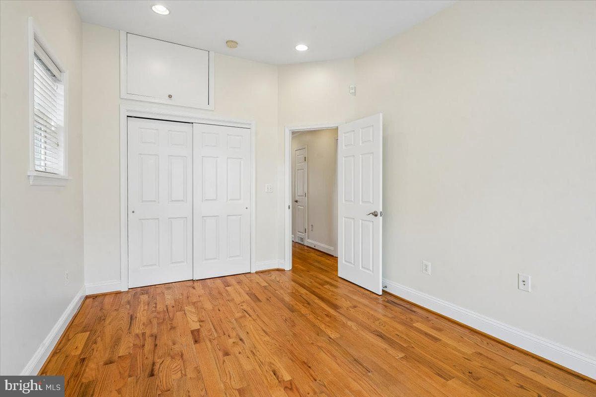1339 C Street NE photo 16