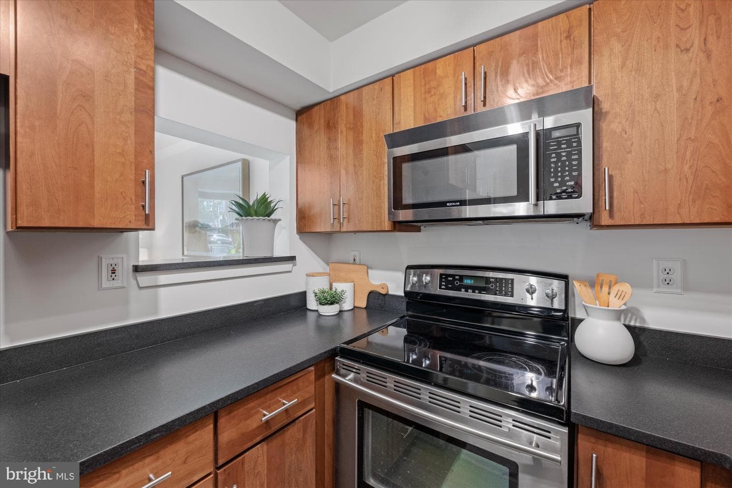 1411 11th Street NW #a photo 4