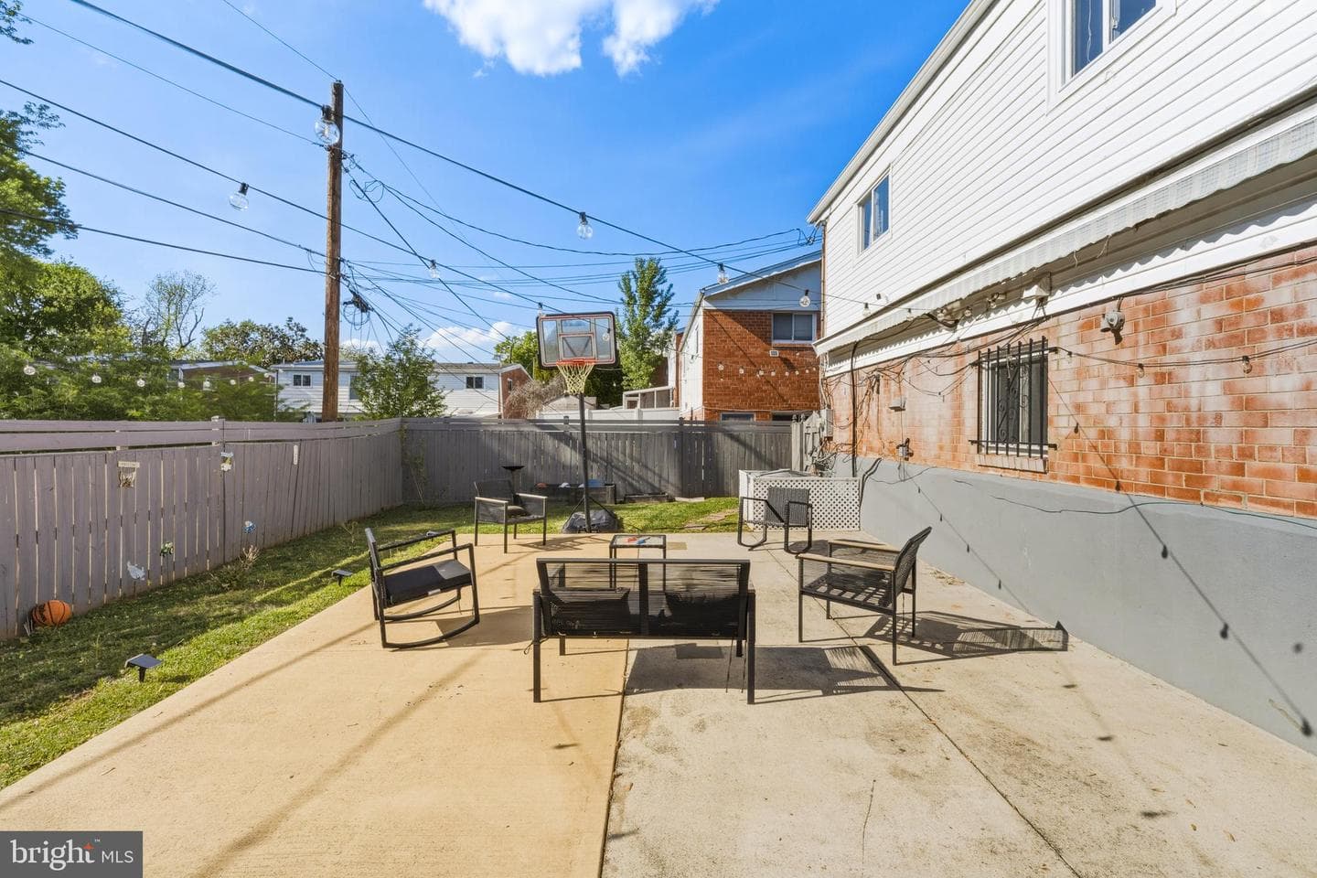 618 Geranium Street NW photo 36