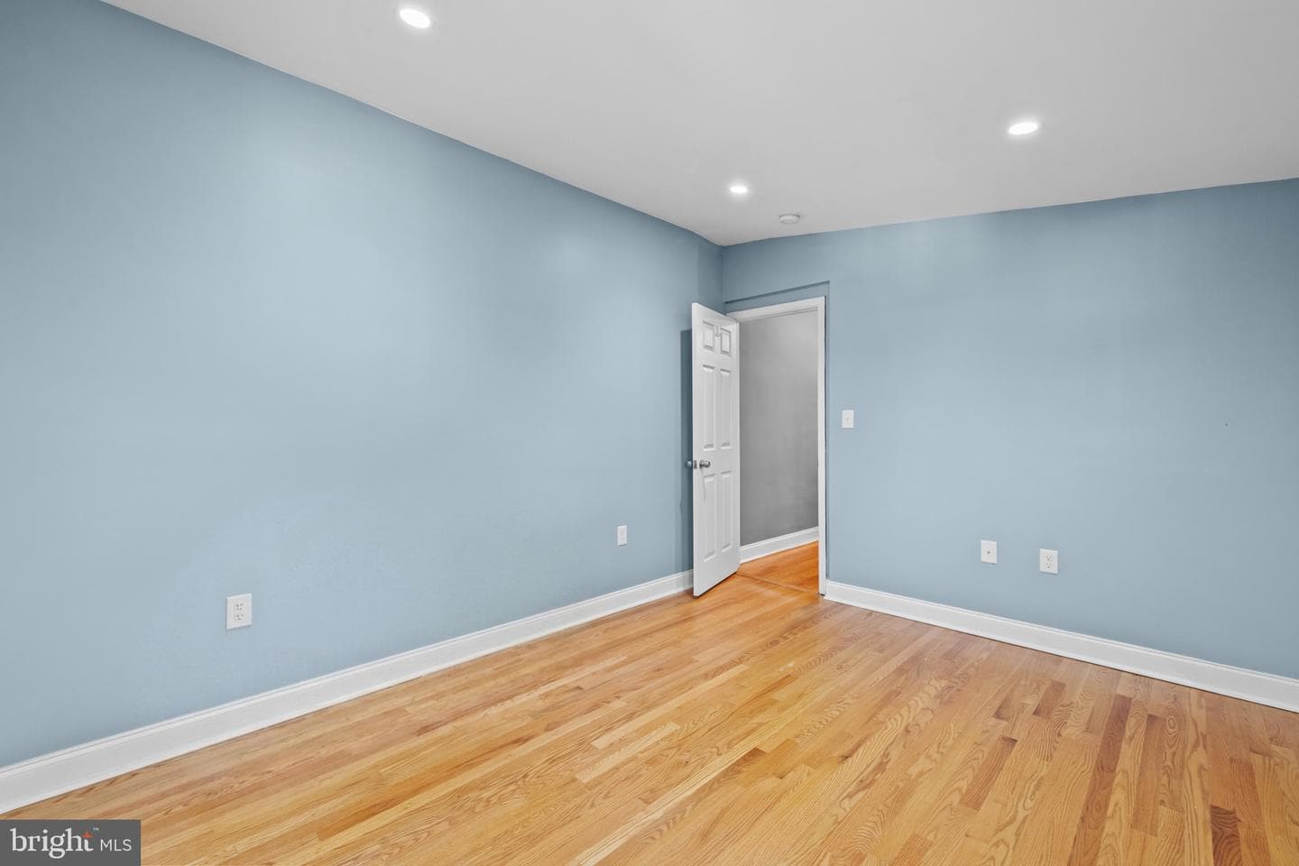 108 Kenilworth Avenue NE photo 18