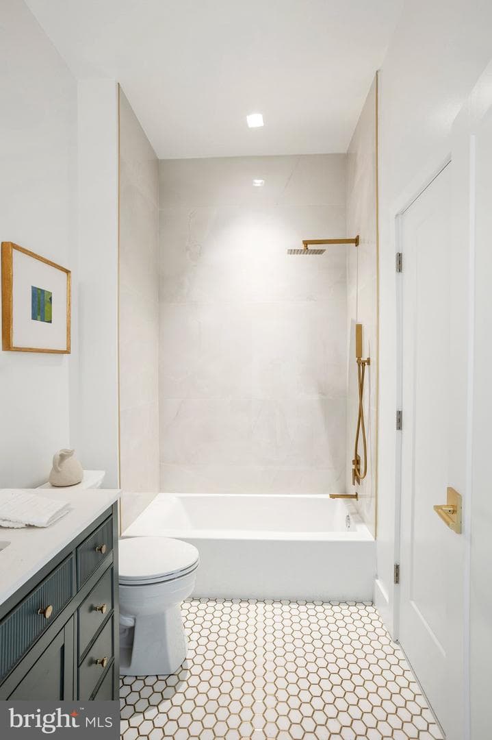 1212 4th Street NW #9 photo 20
