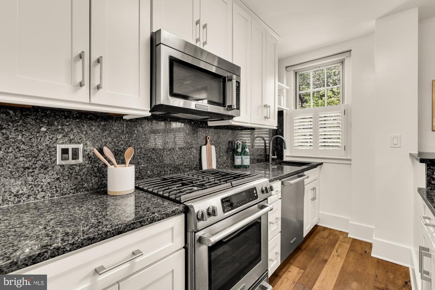 1910 Kalorama Road NW #302 photo 10