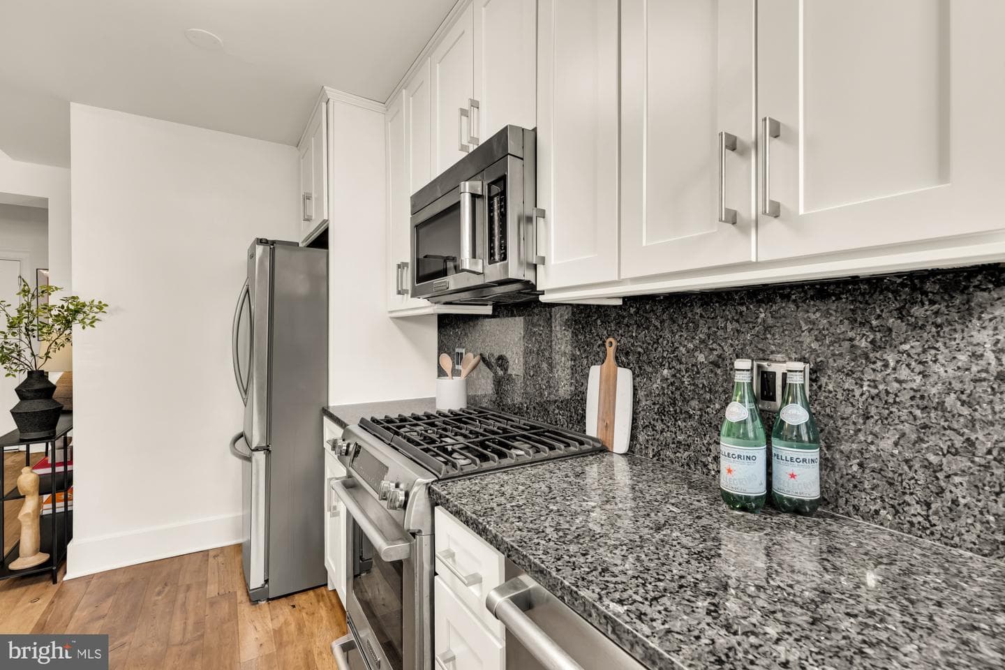 1910 Kalorama Road NW #302 photo 14