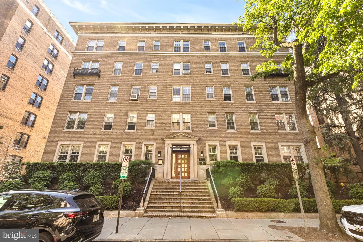 1910 Kalorama Road NW #302 photo 27