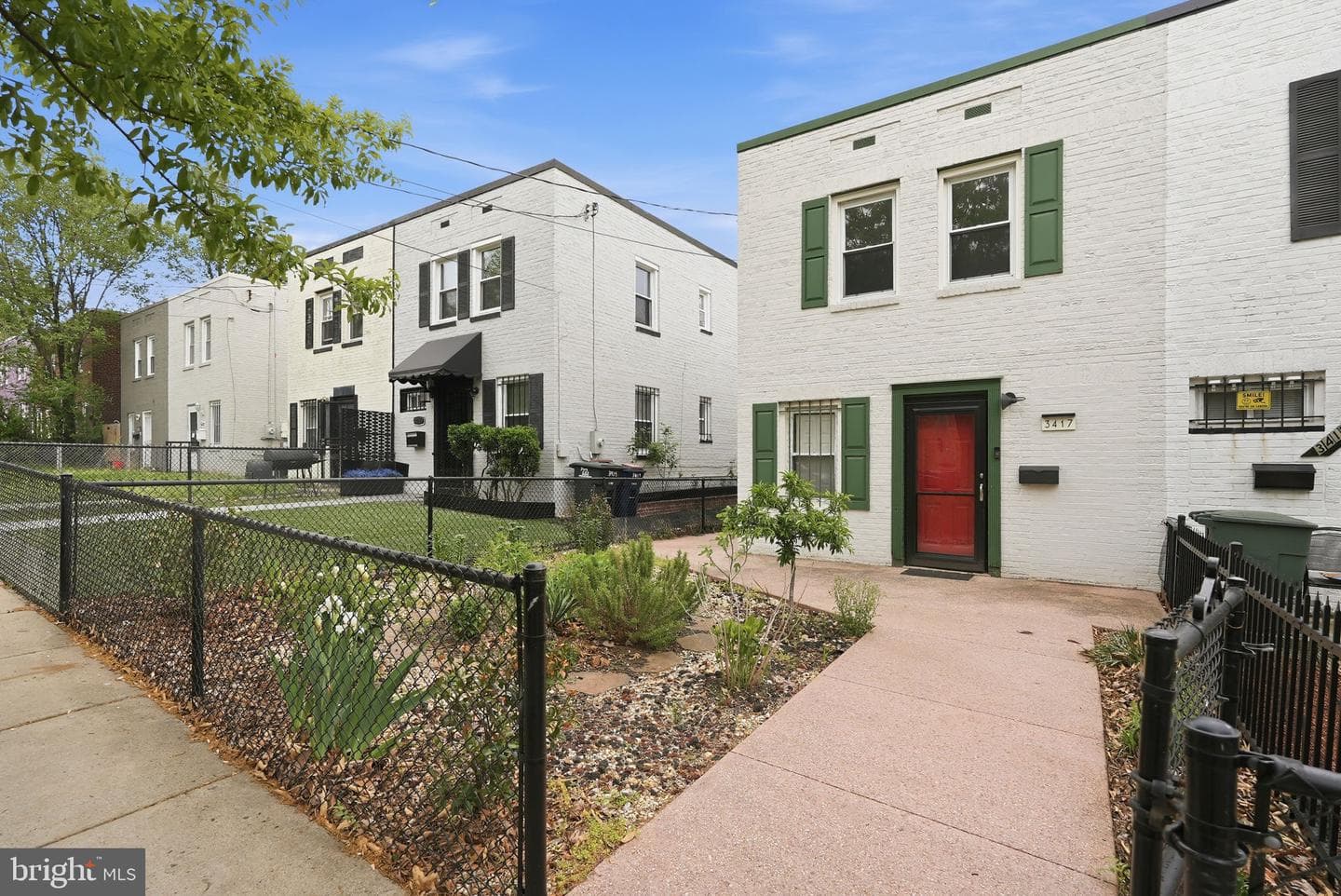 3417 B Street SE photo 3