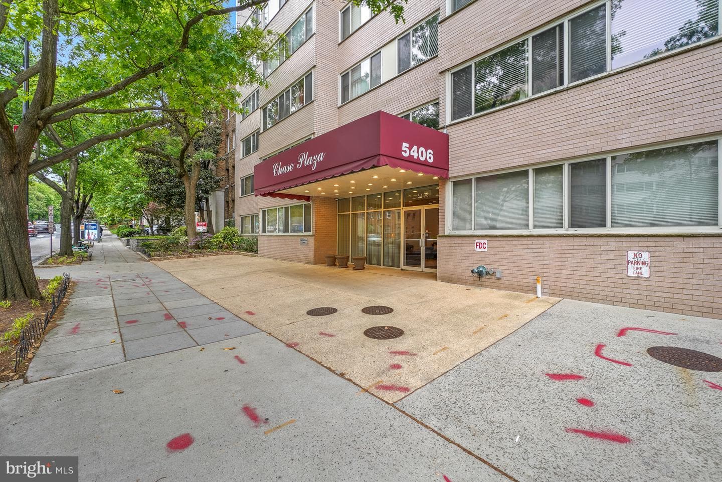 5406 Connecticut Avenue NW #401 photo 23