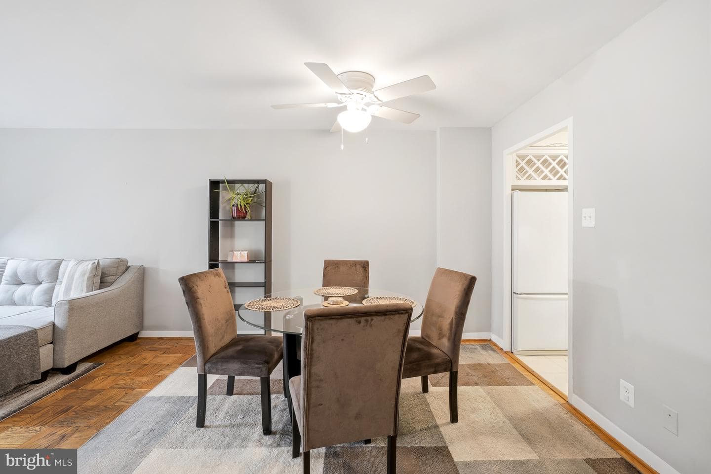 5406 Connecticut Avenue NW #401 photo 9