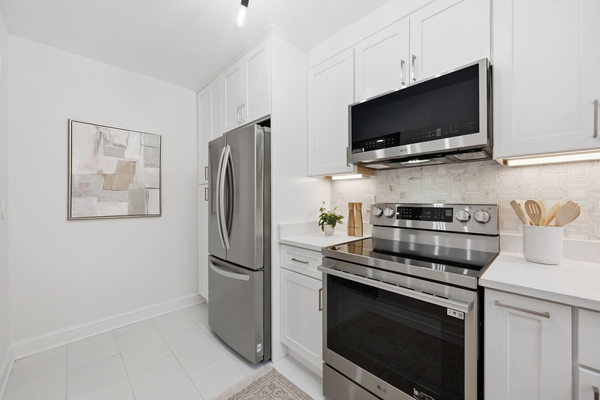 3643 Saint Marys Place NW photo 5