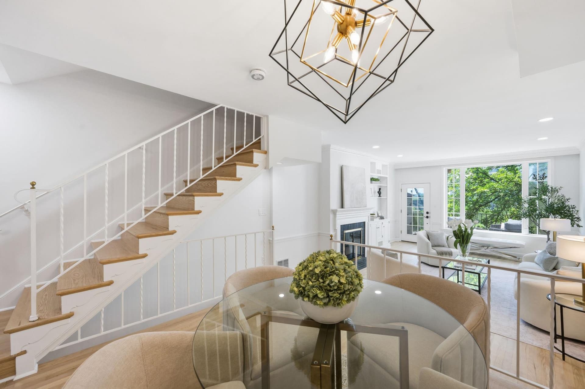 3643 Saint Marys Place NW photo 9