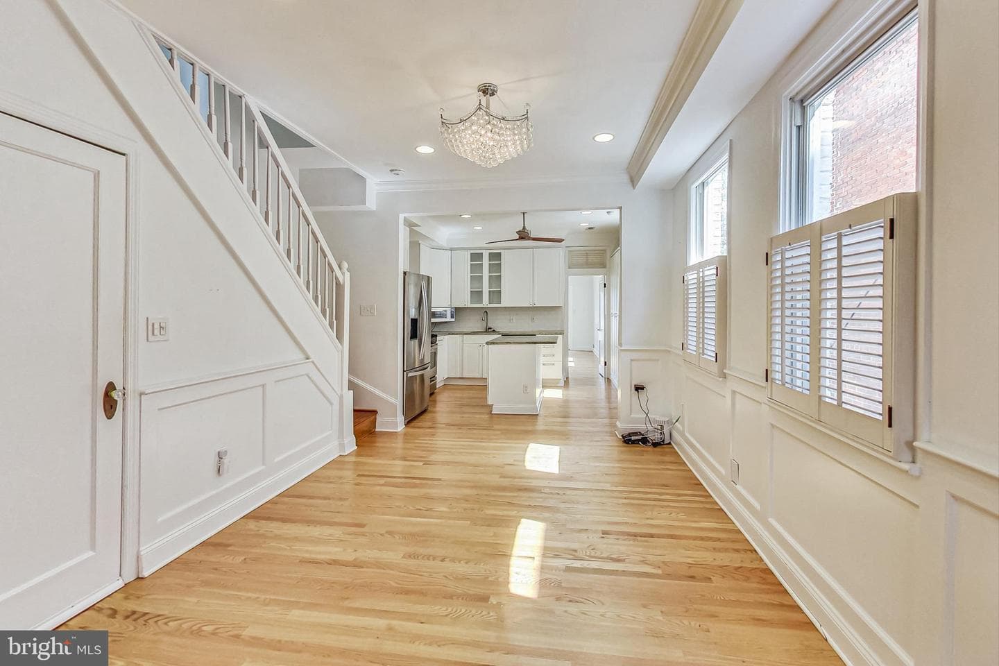 524 10th Street SE photo 8
