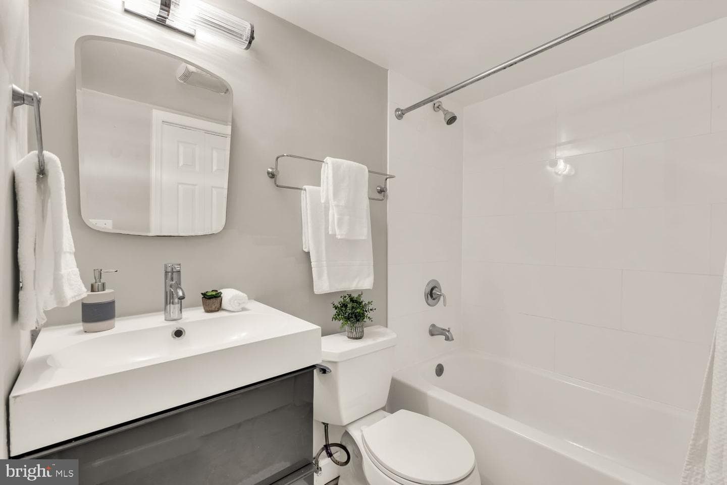 1750 Harvard Street NW #3c photo 19