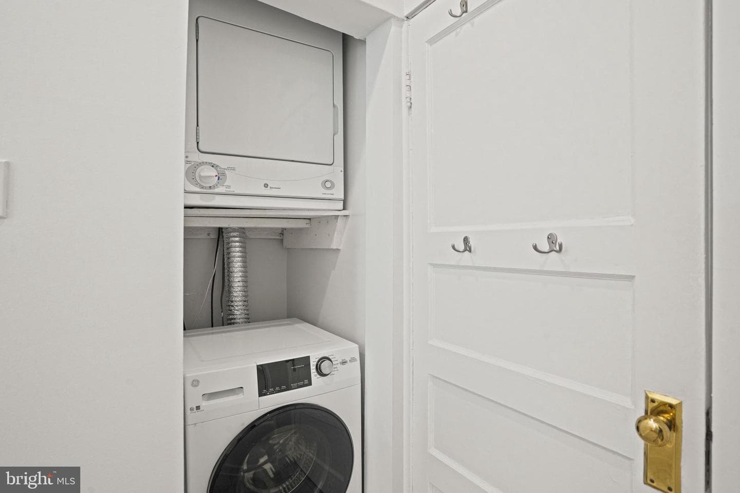 1831 California Street NW #32 photo 22