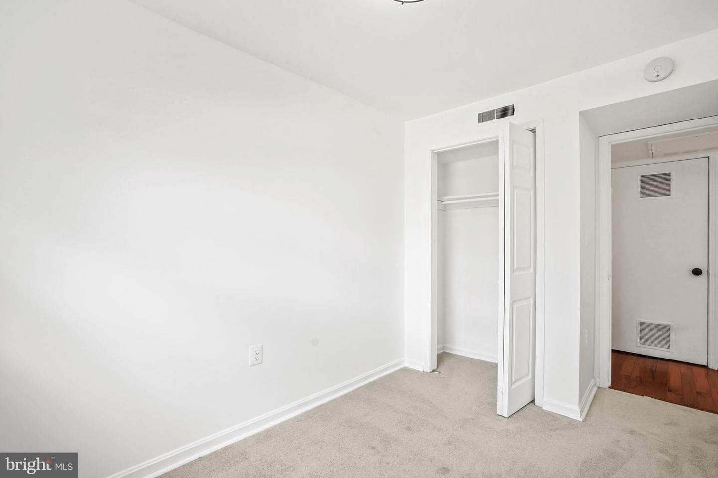 3281 15th Place SE #202 photo 20