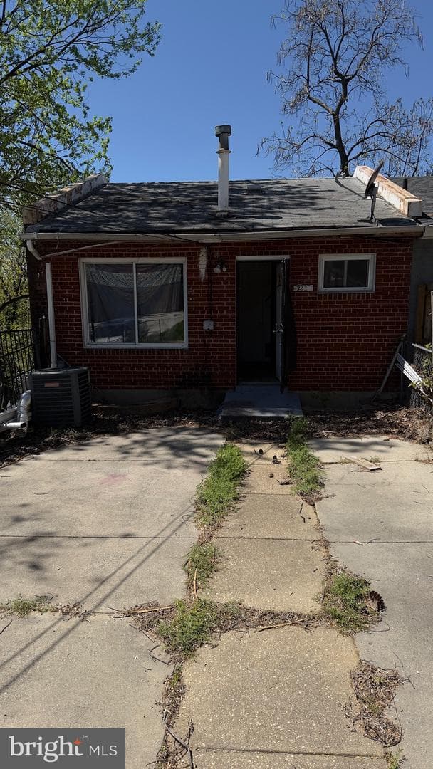 2215 14th Street NE photo 4