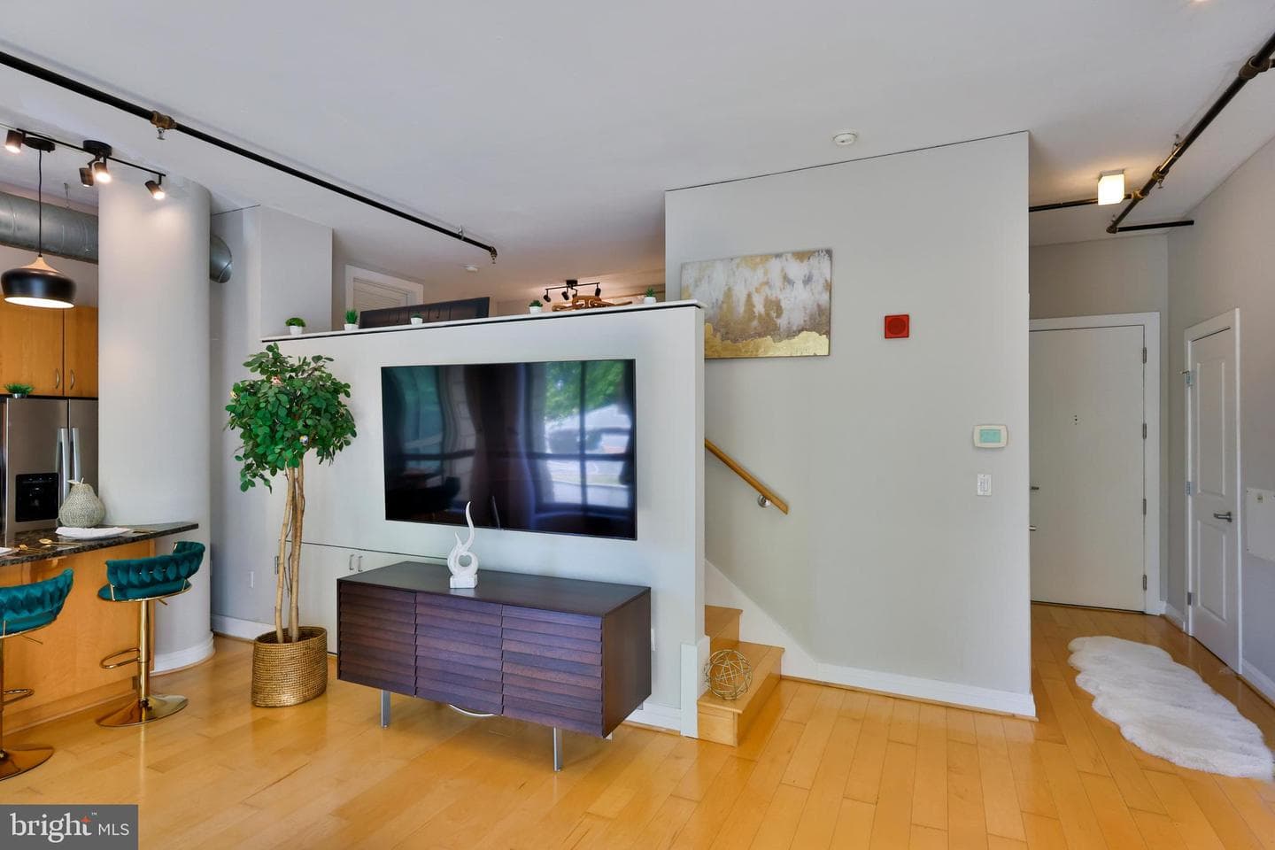 301 Massachusetts Avenue NW #204 photo 22