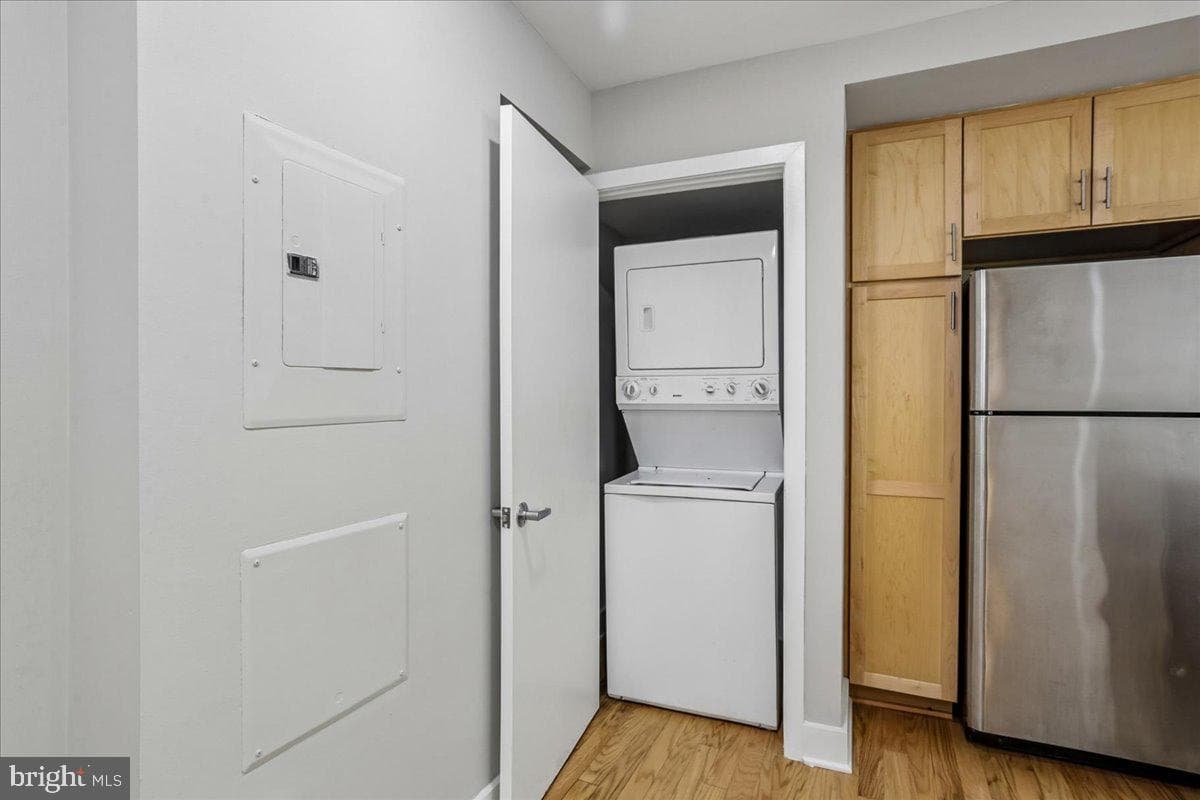 212 Oakwood Street SE #113 photo 20