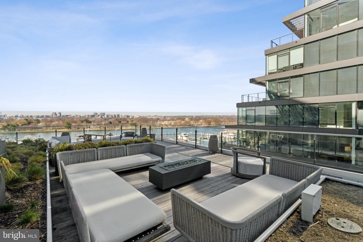601 Wharf Street SW #213 photo 18