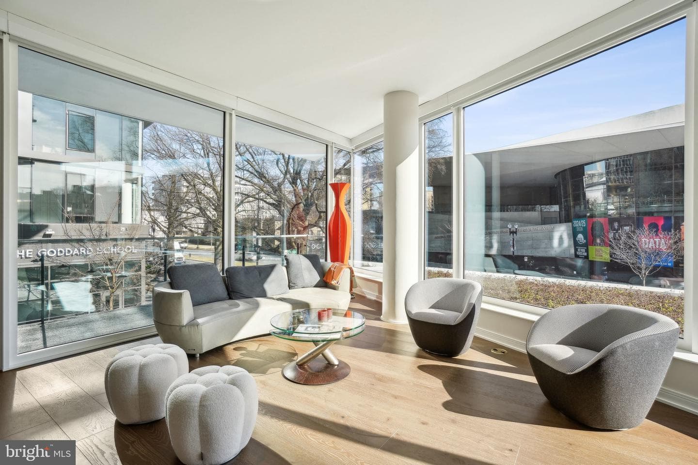 601 Wharf Street SW #213 photo 3