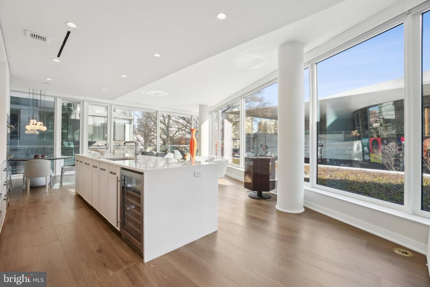 601 Wharf Street SW #213 photo 4
