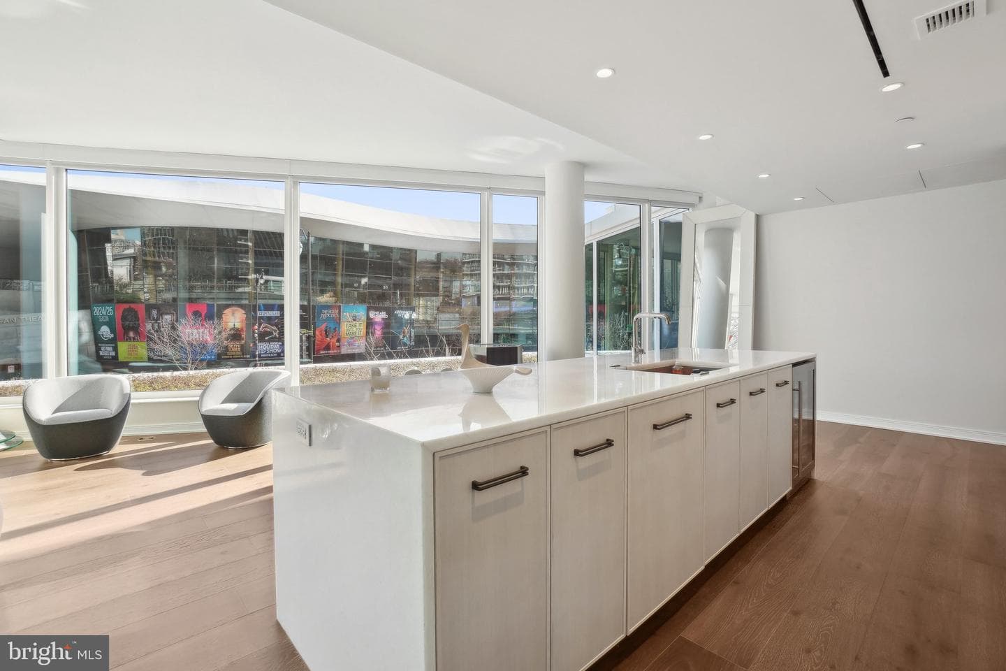 601 Wharf Street SW #213 photo 7