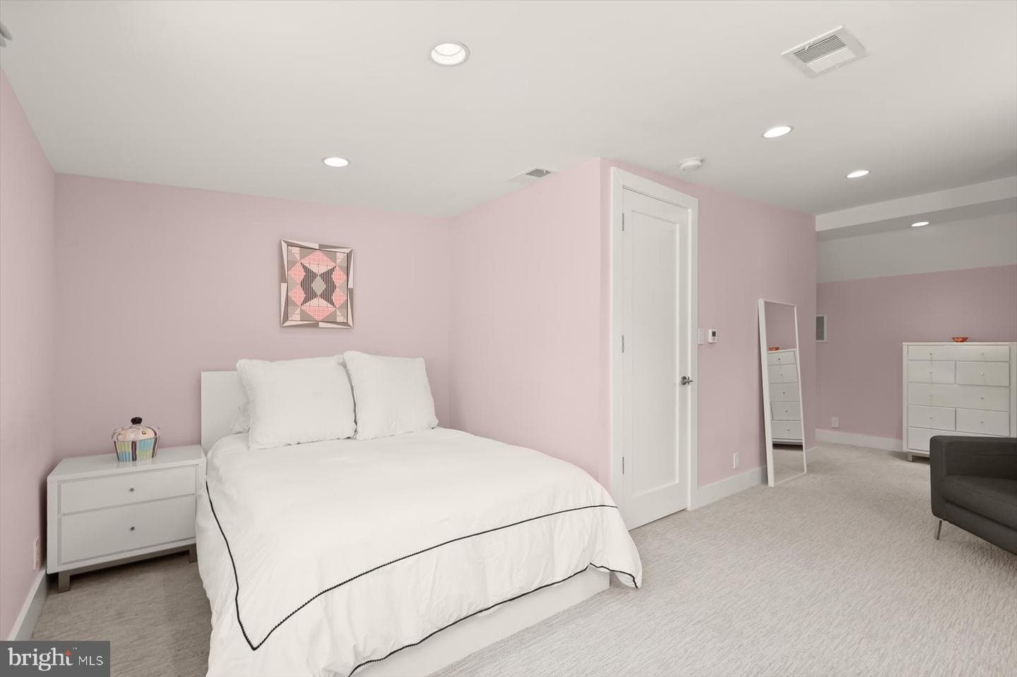 2901 Albemarle Street NW photo 33