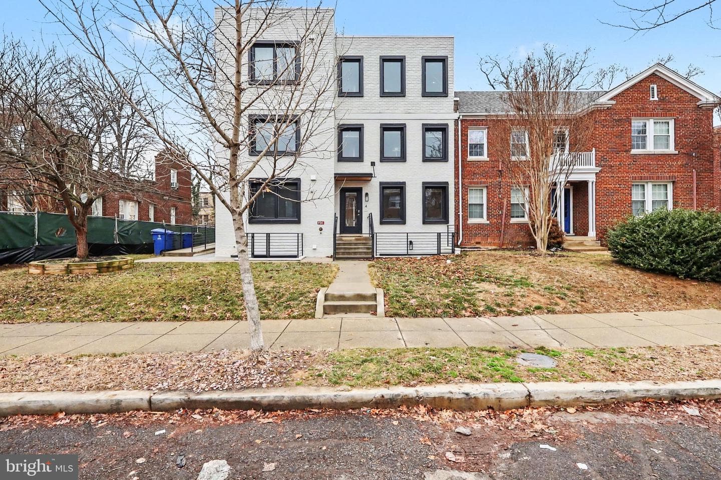 2216 40th Place NW #4, Washington