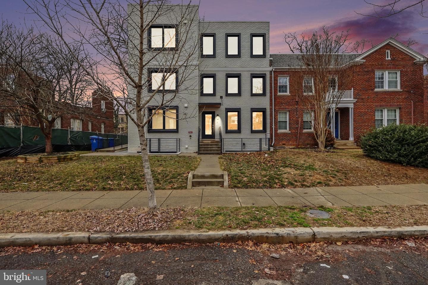 2216 40th Place NW #4, Washington