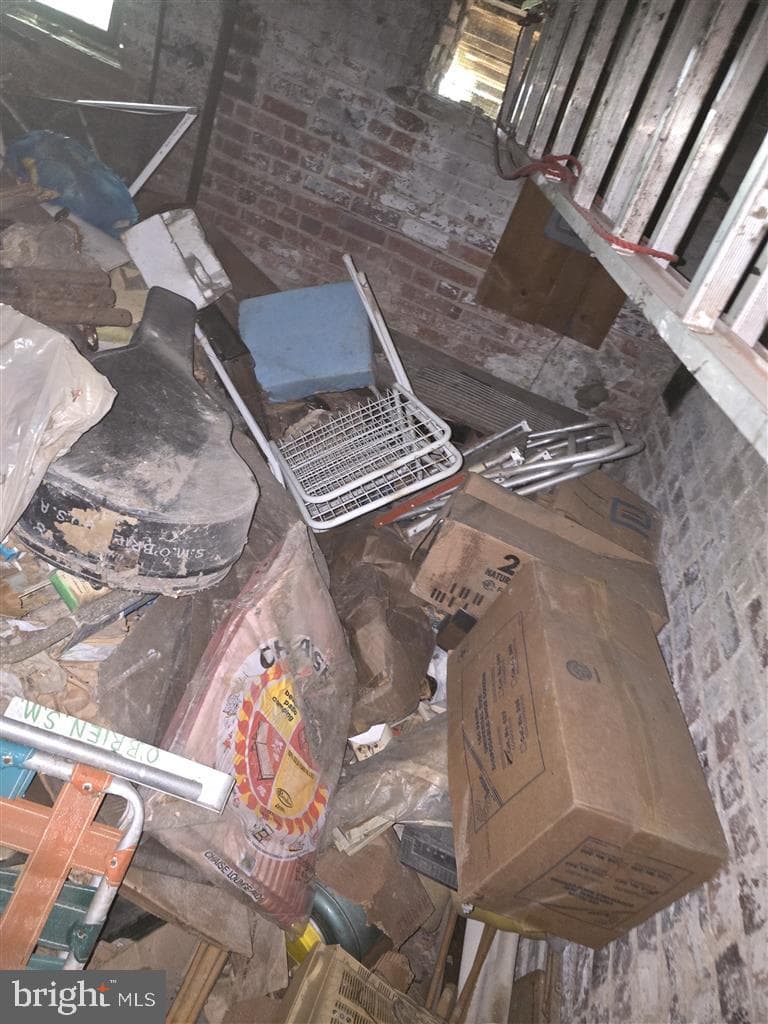 606 Kenyon Street NW photo 5