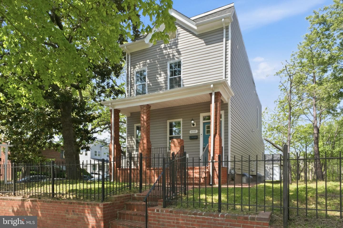 3337 5th Street SE