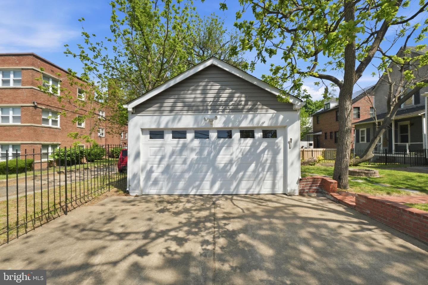 3337 5th Street SE photo 2