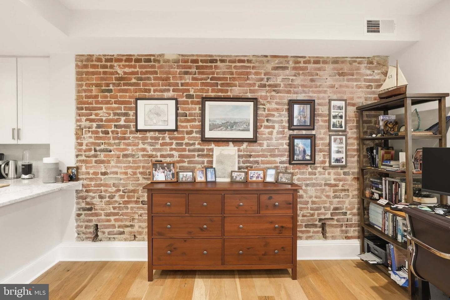 819 D Street NE #4 photo 16