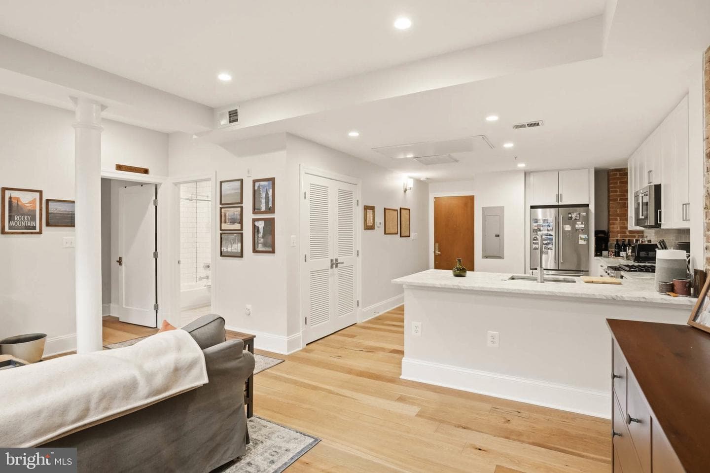 819 D Street NE #4 photo 17
