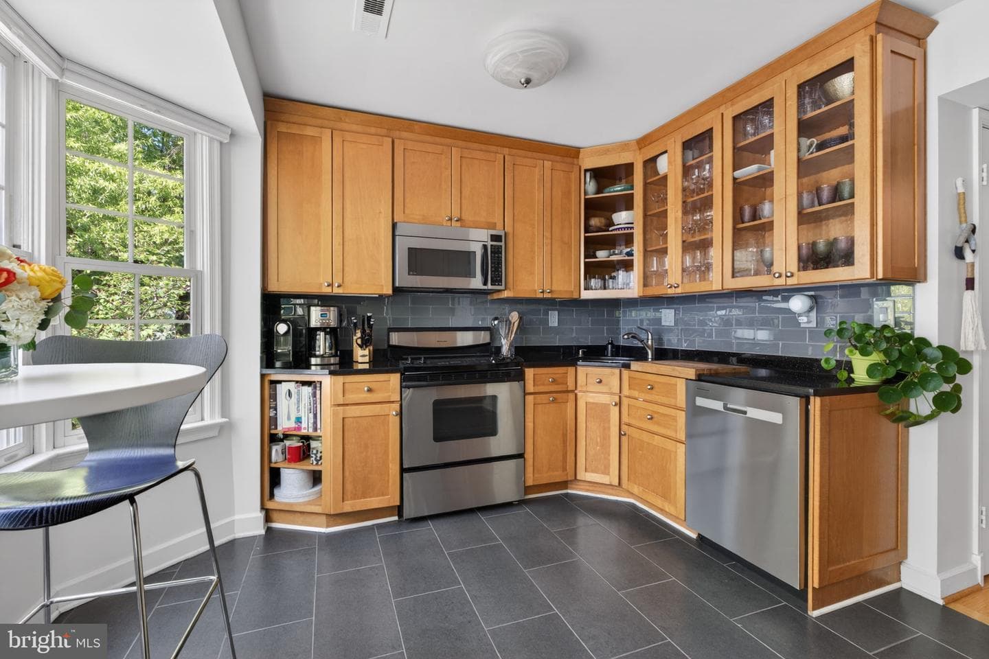 4625 Macarthur Boulevard NW #b photo 15